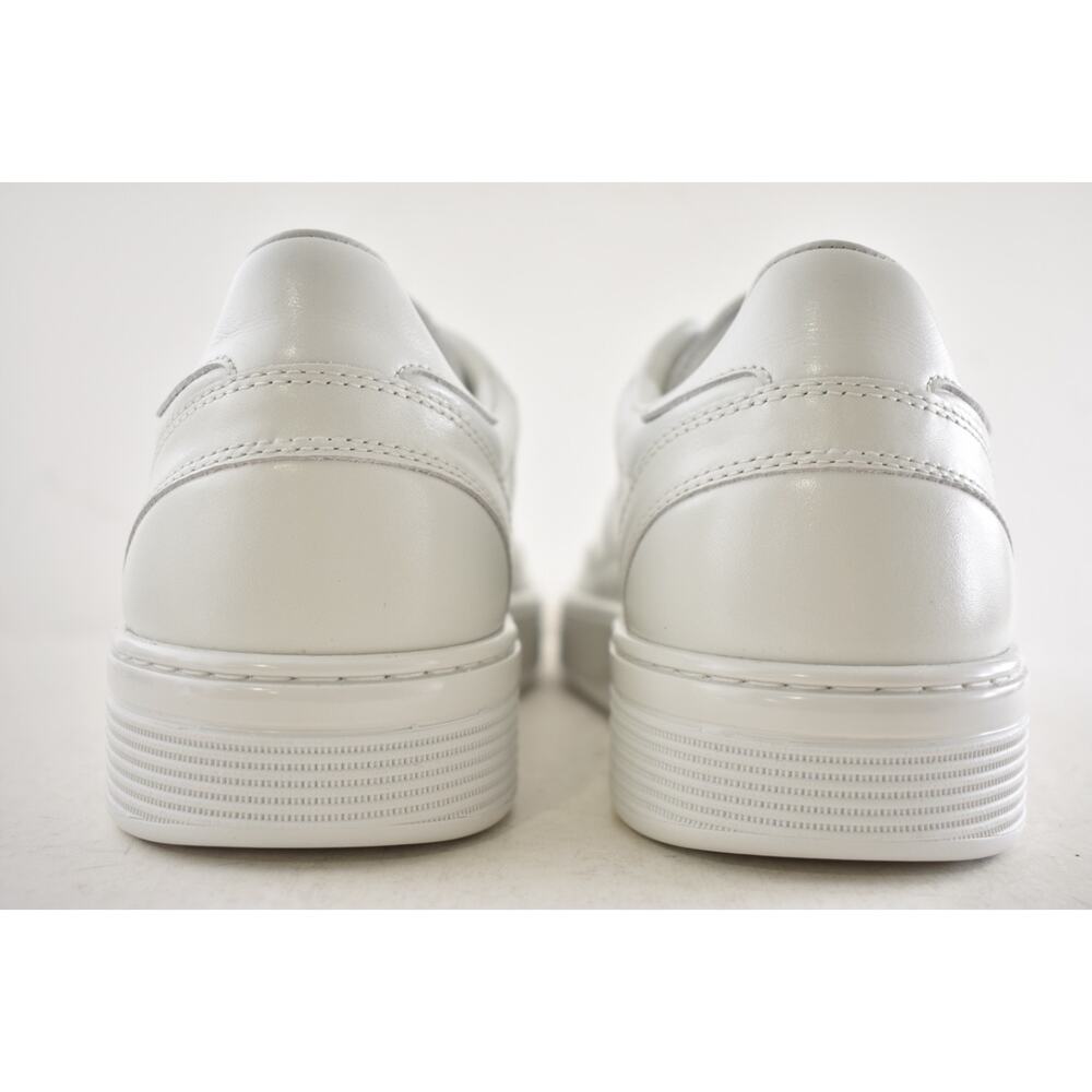 Chanel 25B White Calfskin Leather CC Logo Tie Flat Runner Trainer Sneaker 42 - Picture 16 of 16
